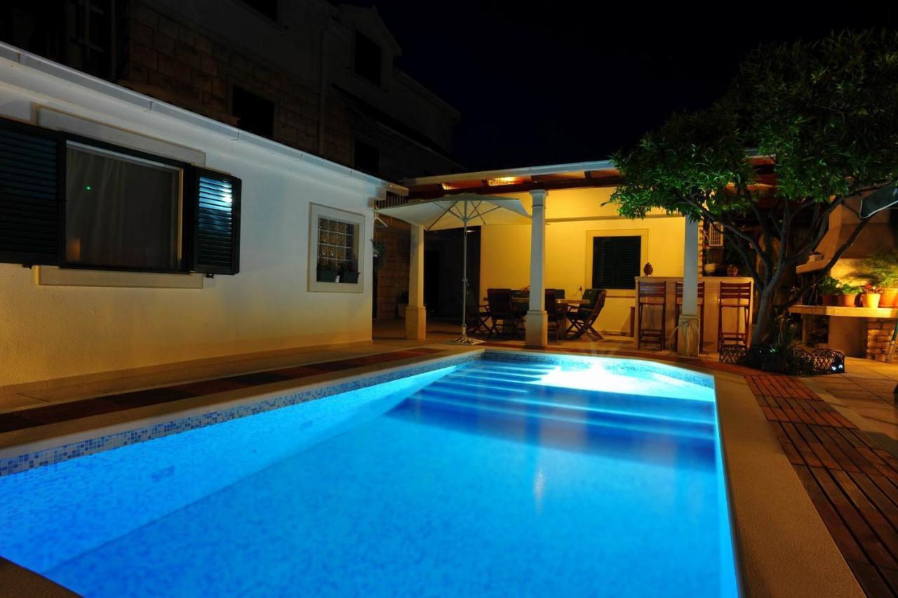 Villa Anni Sutivan Exterior photo